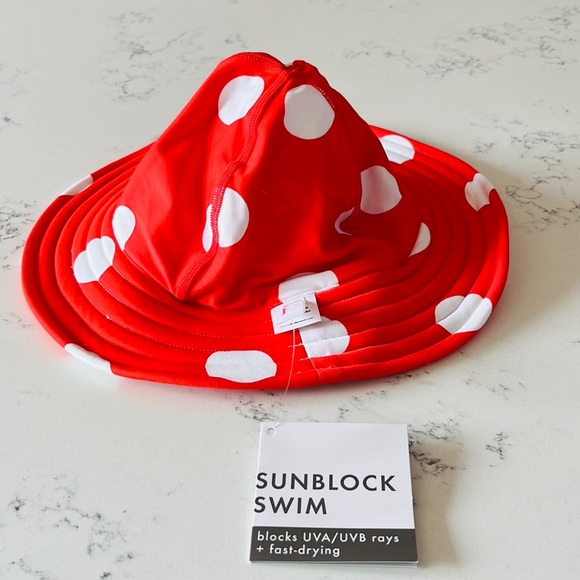 Hanna Andersson Sunblock Reversible Swim Hat - Picture 4 of 9